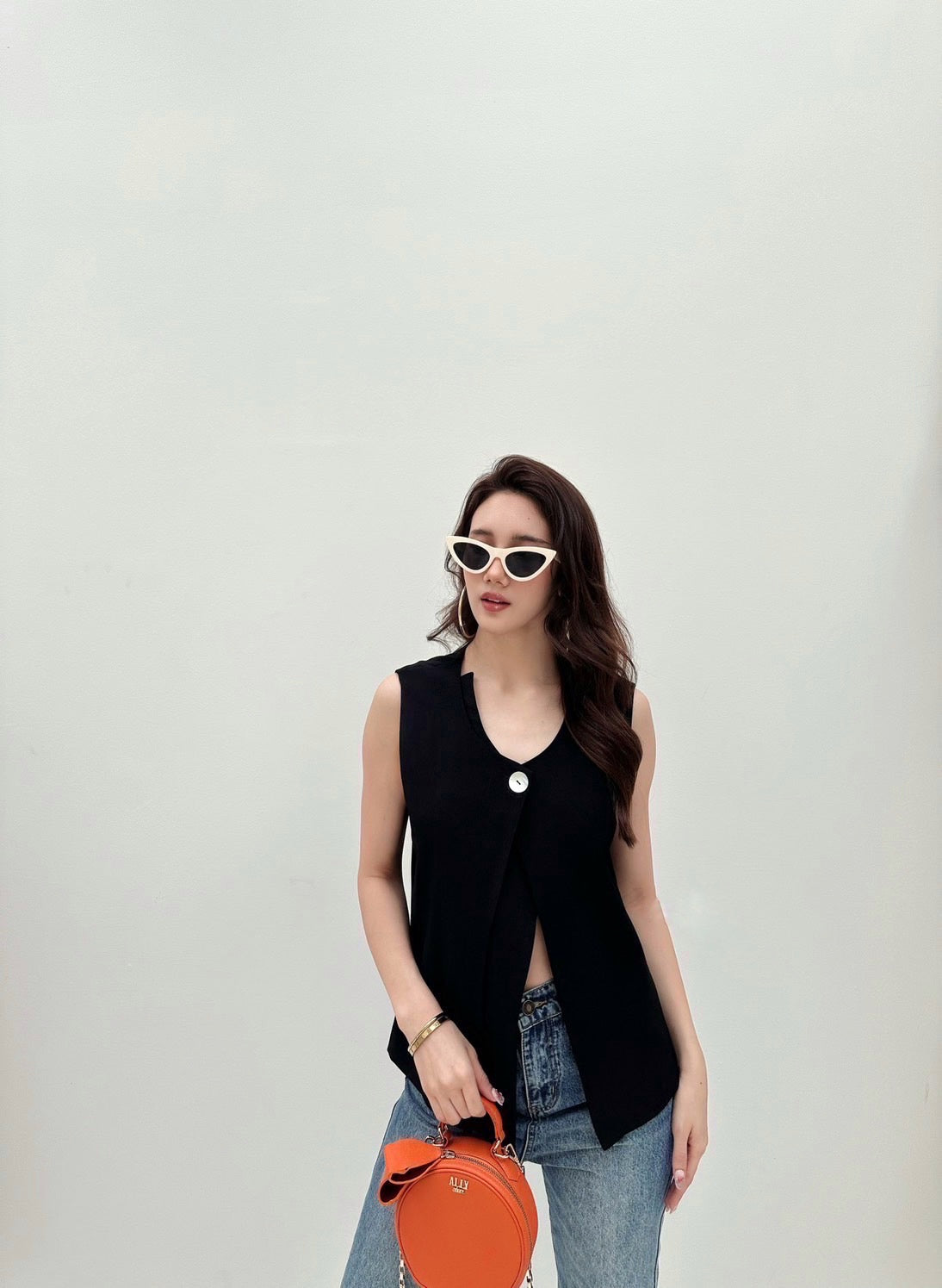 Leigh Top