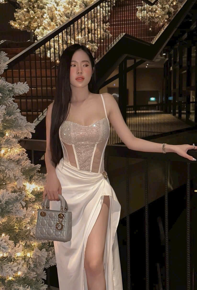 Zia Gown
